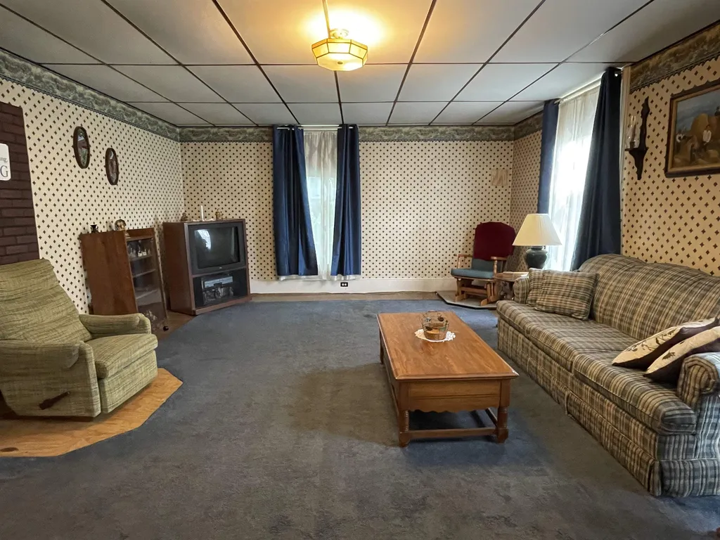 37 Williams Street Lancaster NH 03584
