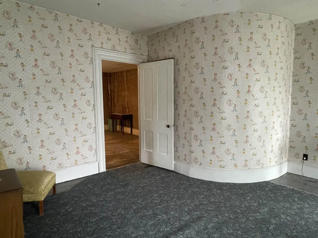37 Williams Street Lancaster NH 03584