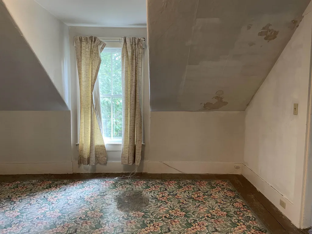 37 Williams Street Lancaster NH 03584