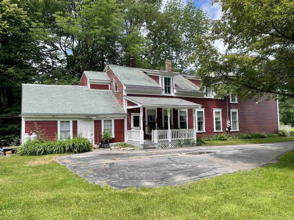 37 Williams Street Lancaster NH 03584