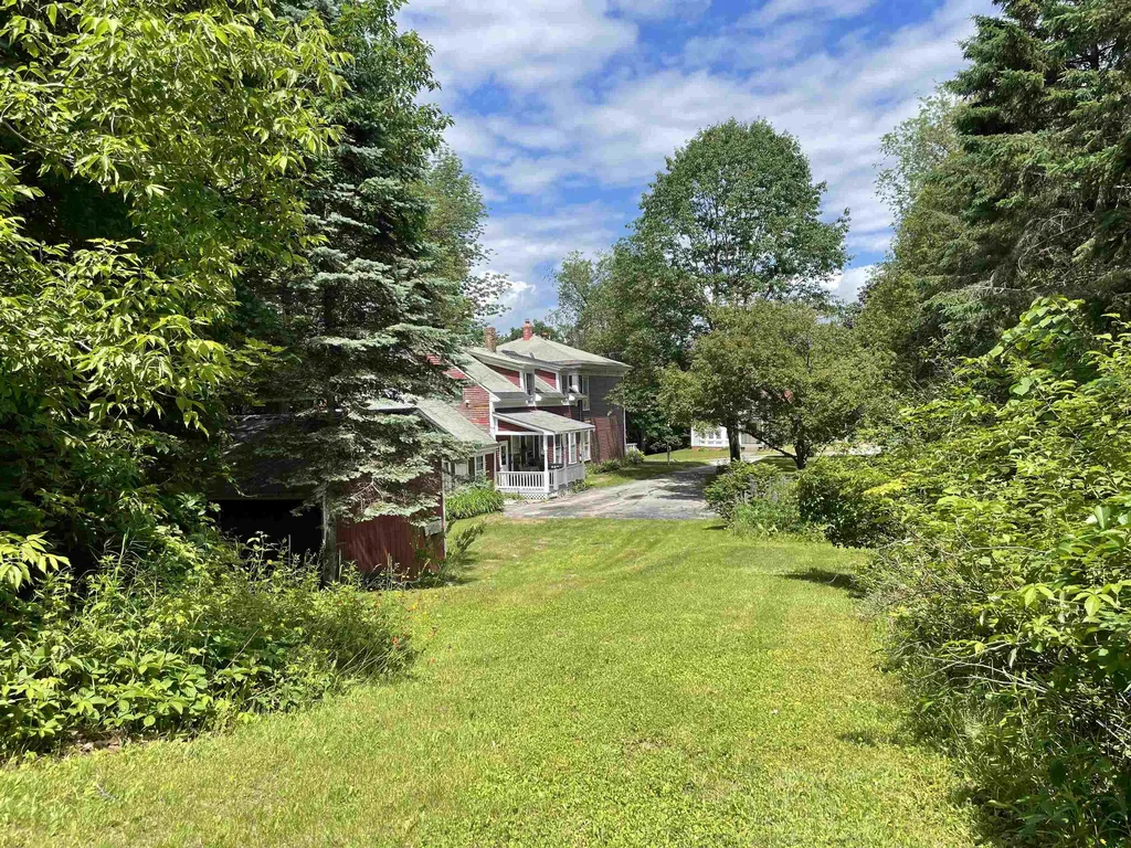 37 Williams Street Lancaster NH 03584