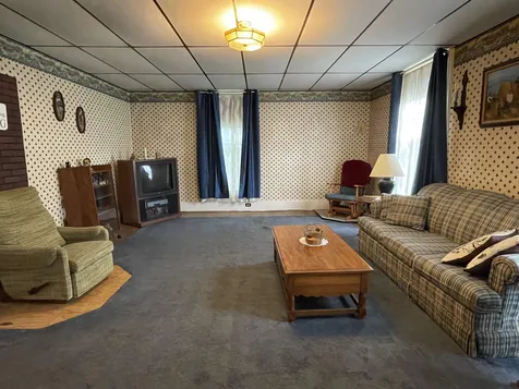 37 Williams Street Lancaster NH 03584