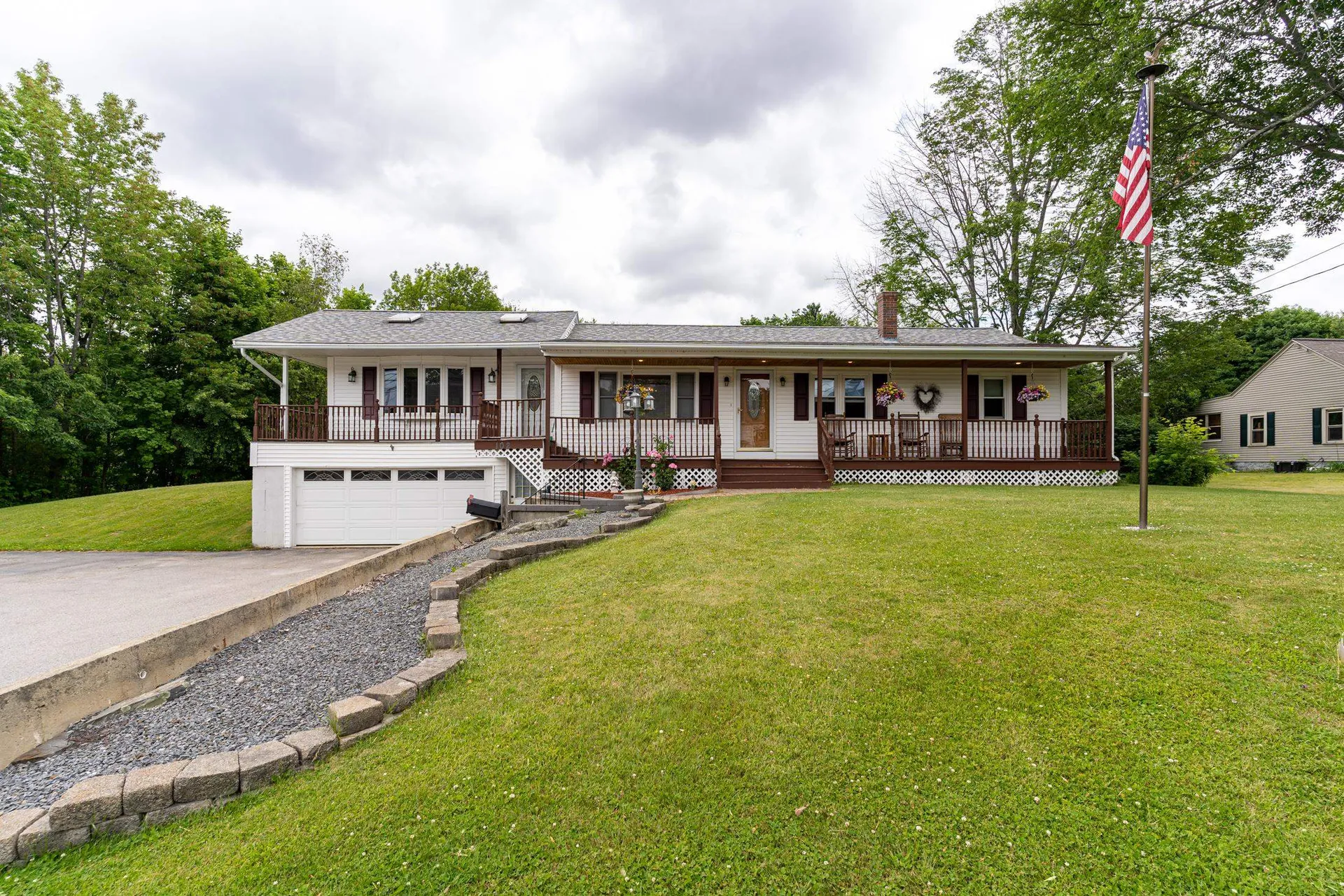 102 Pickering Road Rochester NH 03839