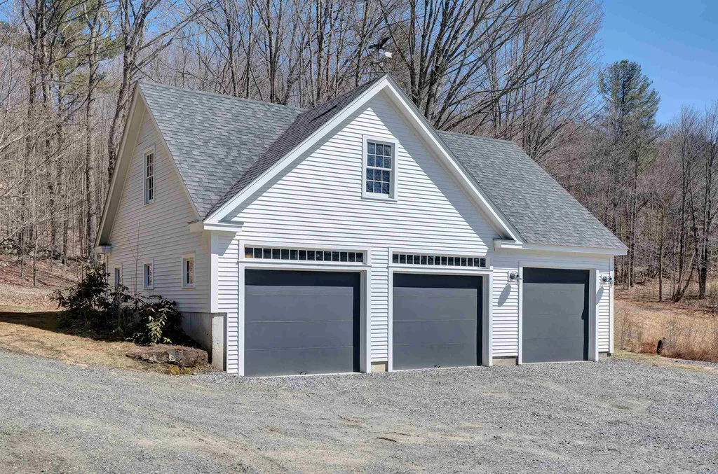 944 South Perry Road Barnard VT 05031