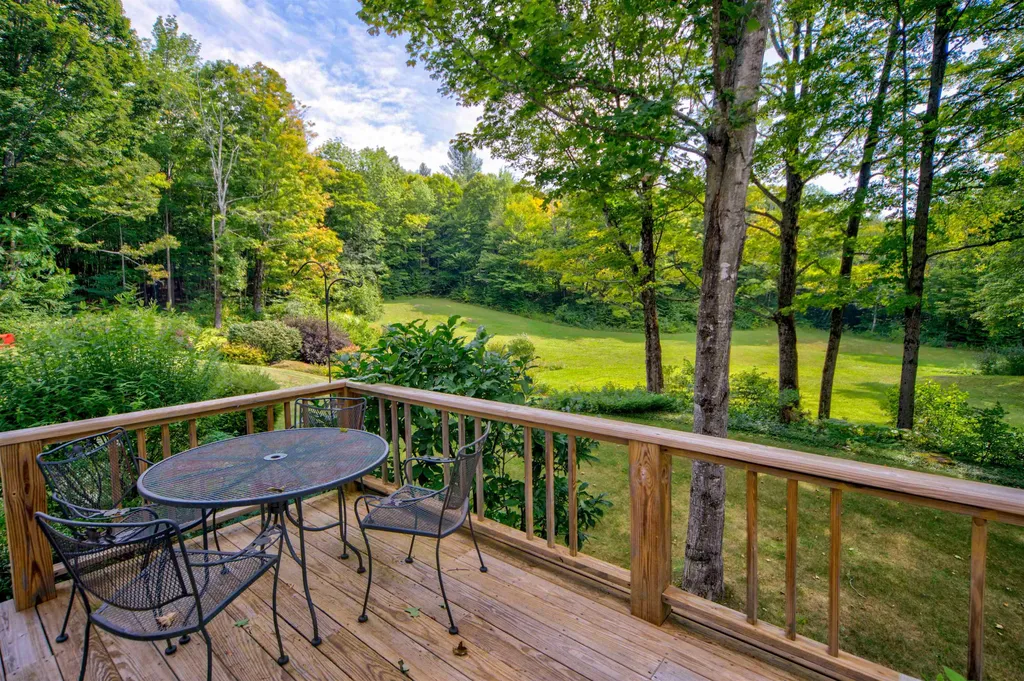 944 South Perry Road Barnard VT 05031