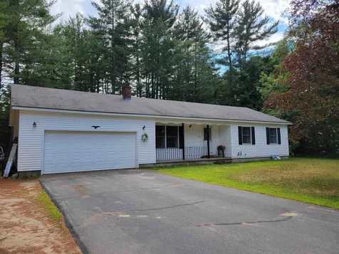 15 Ballard Street Fryeburg ME 04037