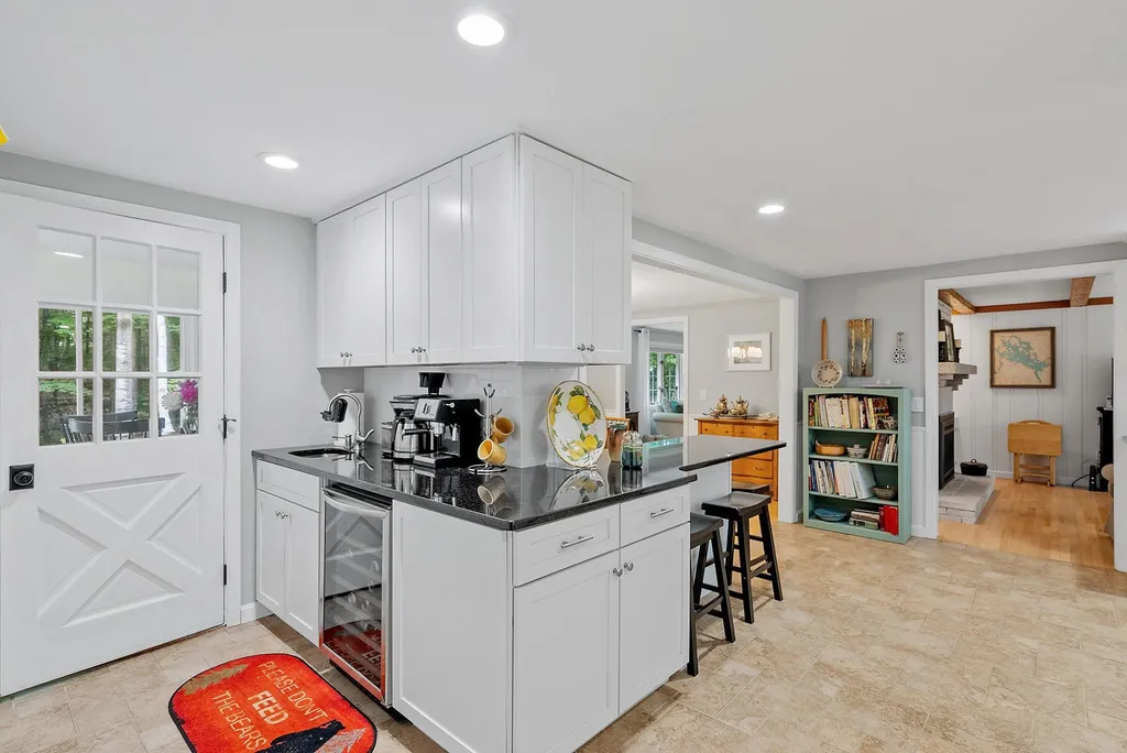 7 Berrywood Drive Wolfeboro NH 03894