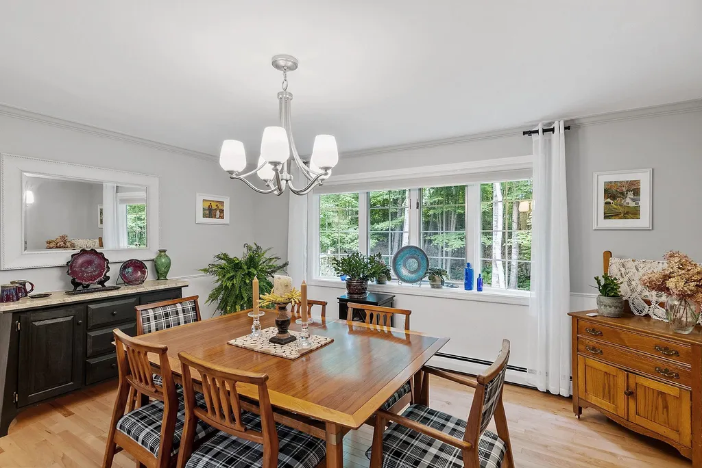 7 Berrywood Drive Wolfeboro NH 03894