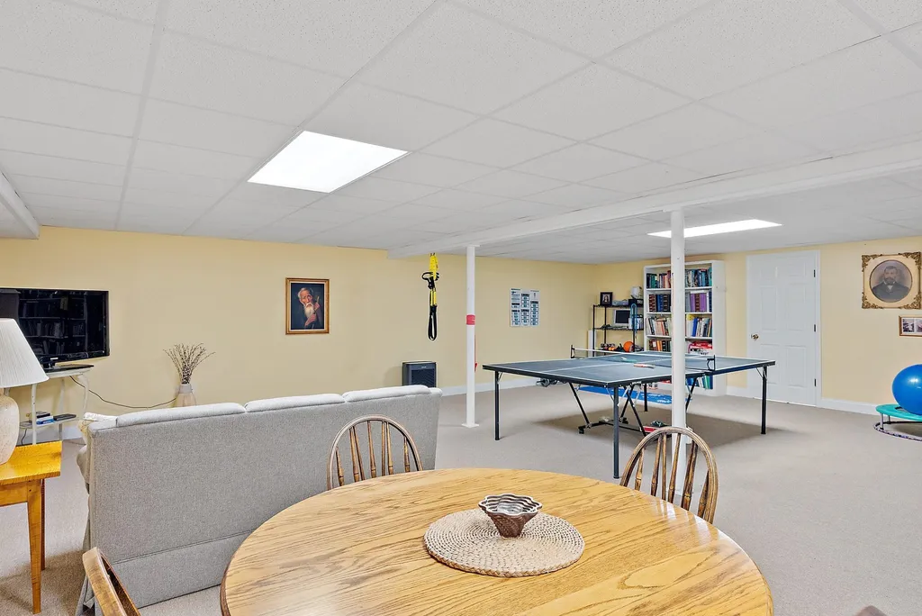 7 Berrywood Drive Wolfeboro NH 03894