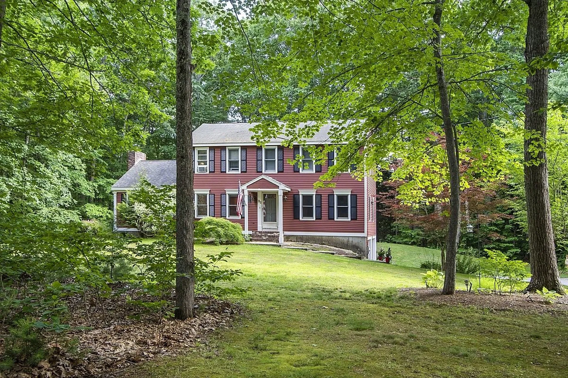 31 Geisser Road Hampstead NH 03841