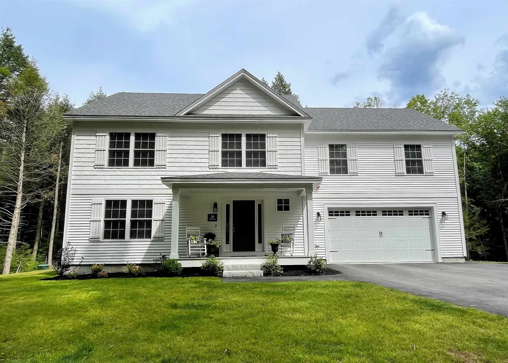 24 Ledge Road Chester NH 03036