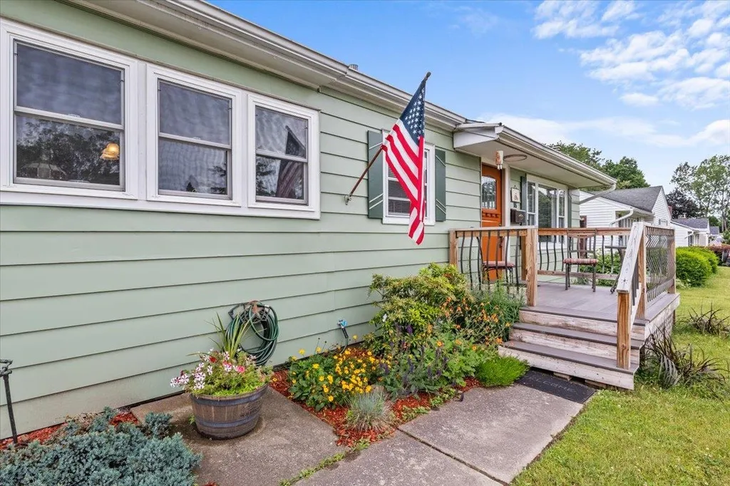 105 Birchcliff Parkway Burlington VT 05401