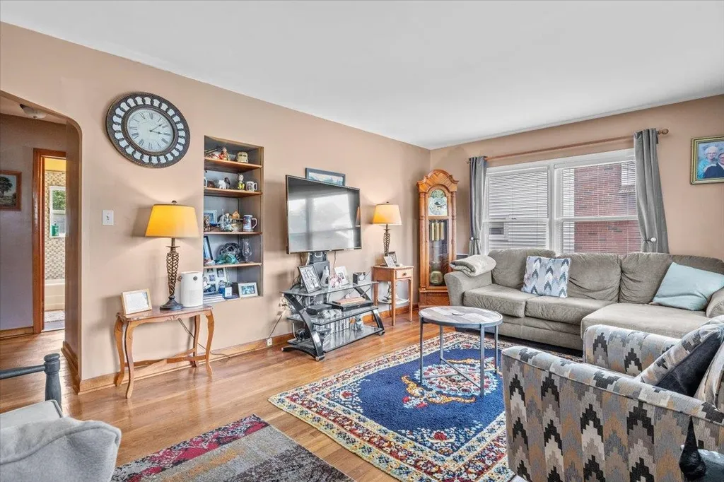 105 Birchcliff Parkway Burlington VT 05401