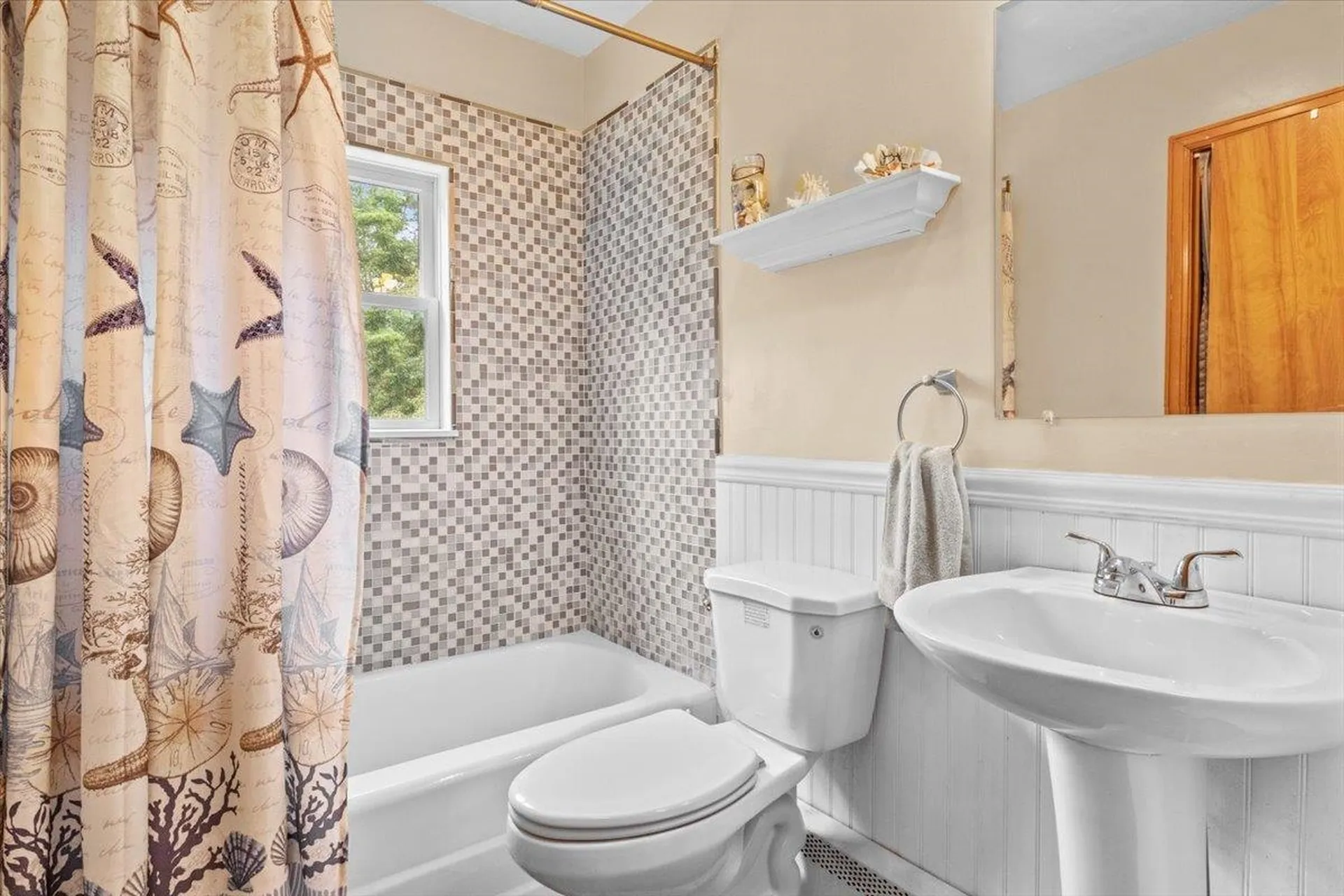 105 Birchcliff Parkway Burlington VT 05401