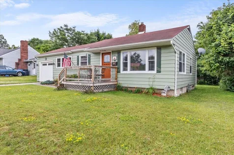 105 Birchcliff Parkway Burlington VT 05401