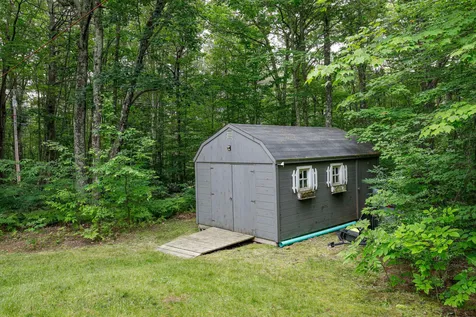 7 Tan Road Pittsfield NH 03263
