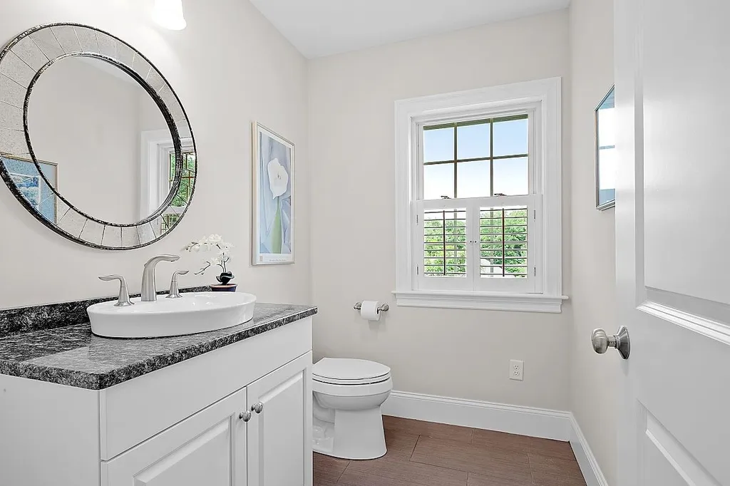 32 Winslow Drive Atkinson NH 03811