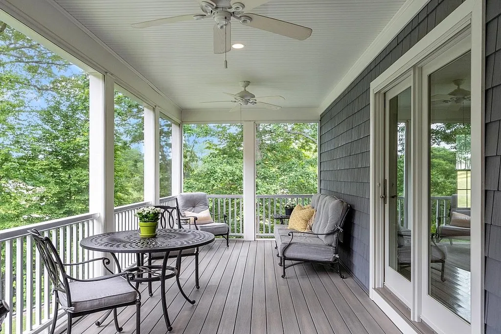 32 Winslow Drive Atkinson NH 03811