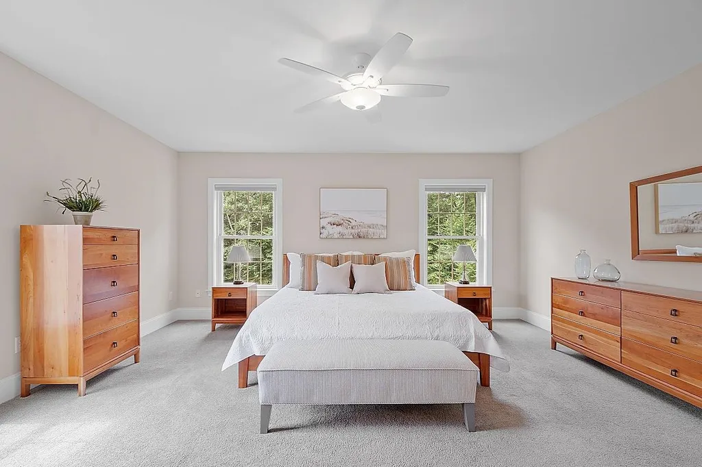 32 Winslow Drive Atkinson NH 03811