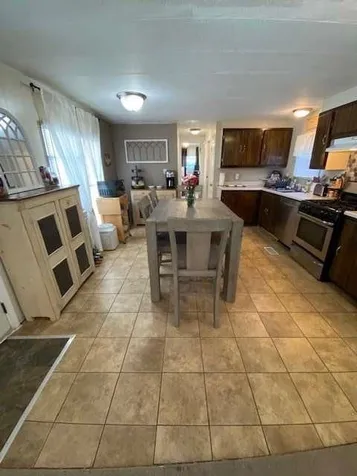 123 Sherwood Glen Somersworth NH 03878