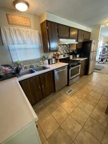 123 Sherwood Glen Somersworth NH 03878