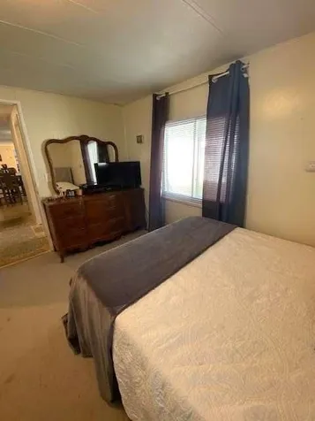 123 Sherwood Glen Somersworth NH 03878