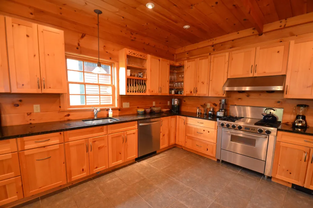 282 Purple Briar Lane Warren VT 05674