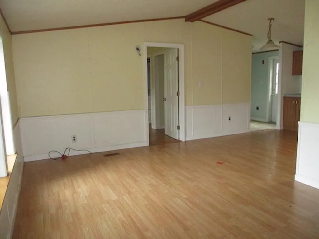 6 Stark Street Belmont NH 03220