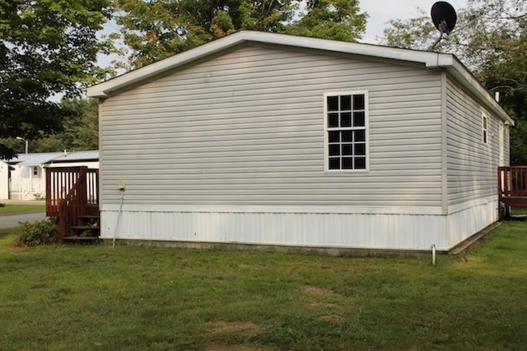 6 Stark Street Belmont NH 03220