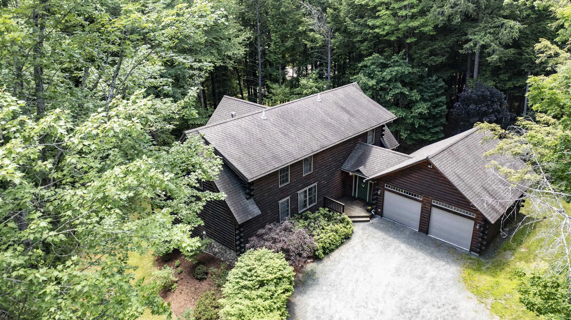 14 Hartness Way Hartford VT 05059