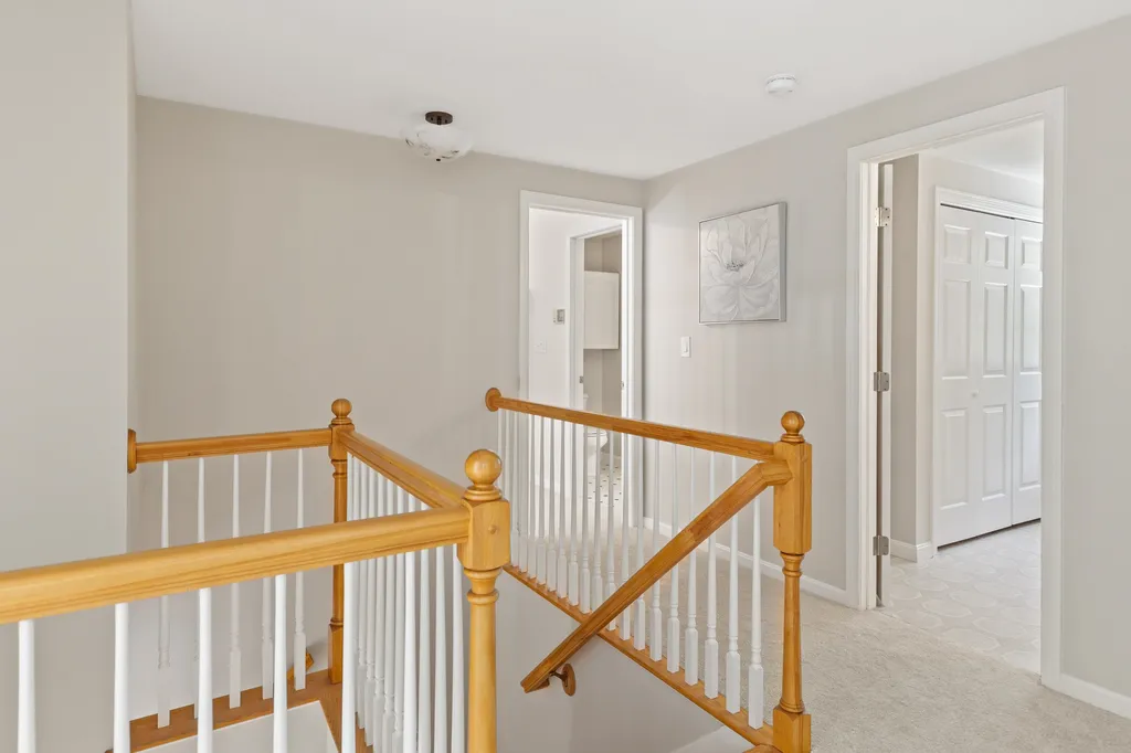 2 Crockett Lane Amherst NH 03031