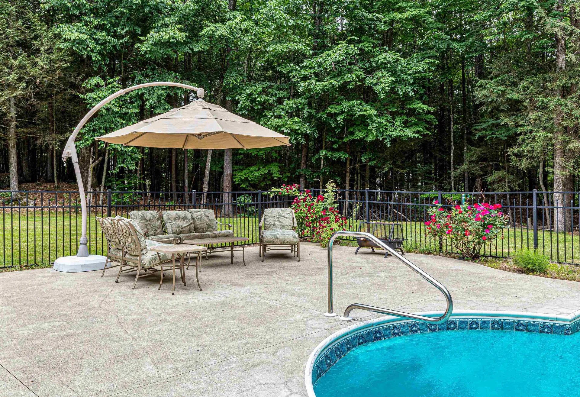 2 Crockett Lane Amherst NH 03031