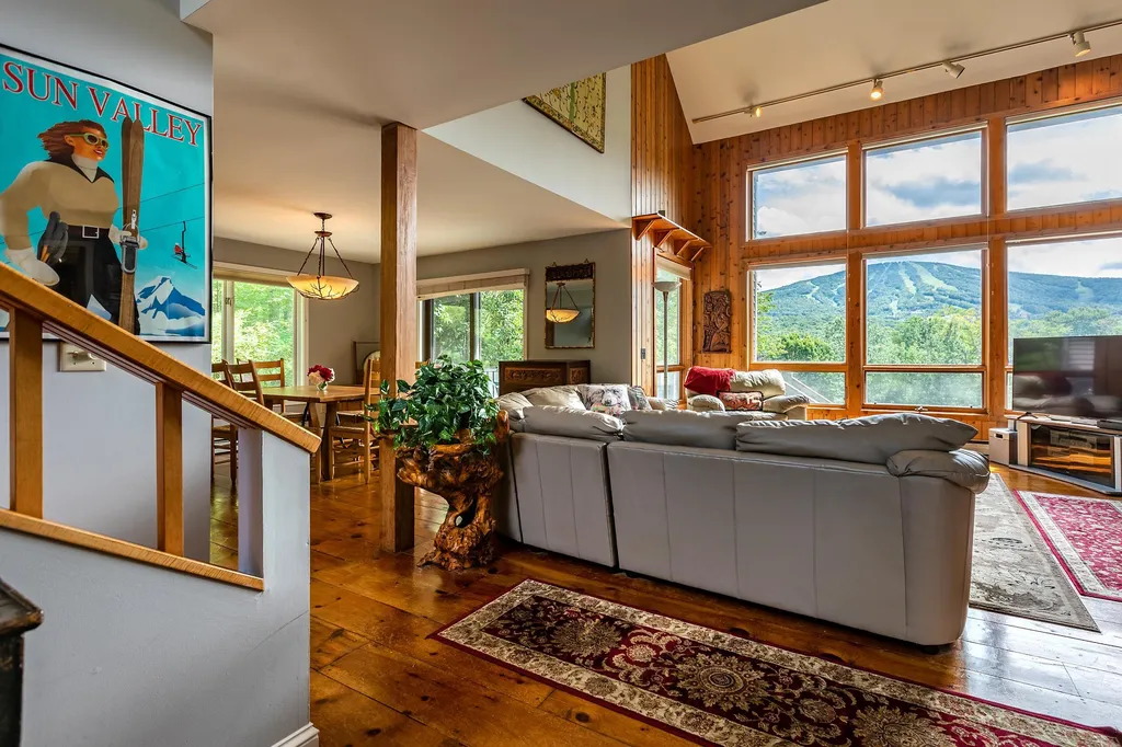 E1 Piper Ridge Road Winhall VT 05340