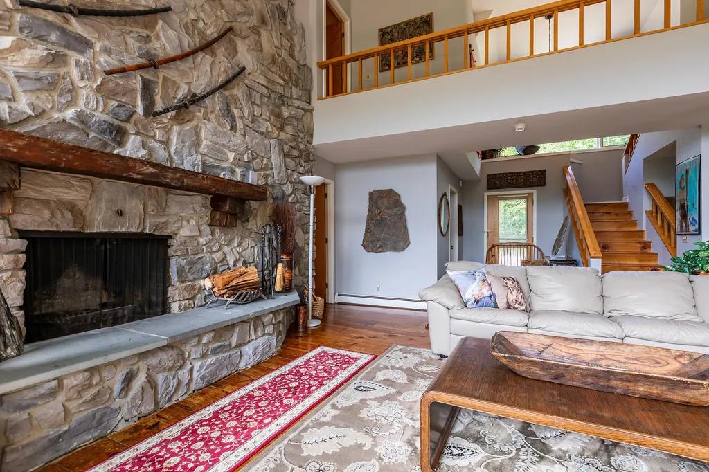 E1 Piper Ridge Road Winhall VT 05340