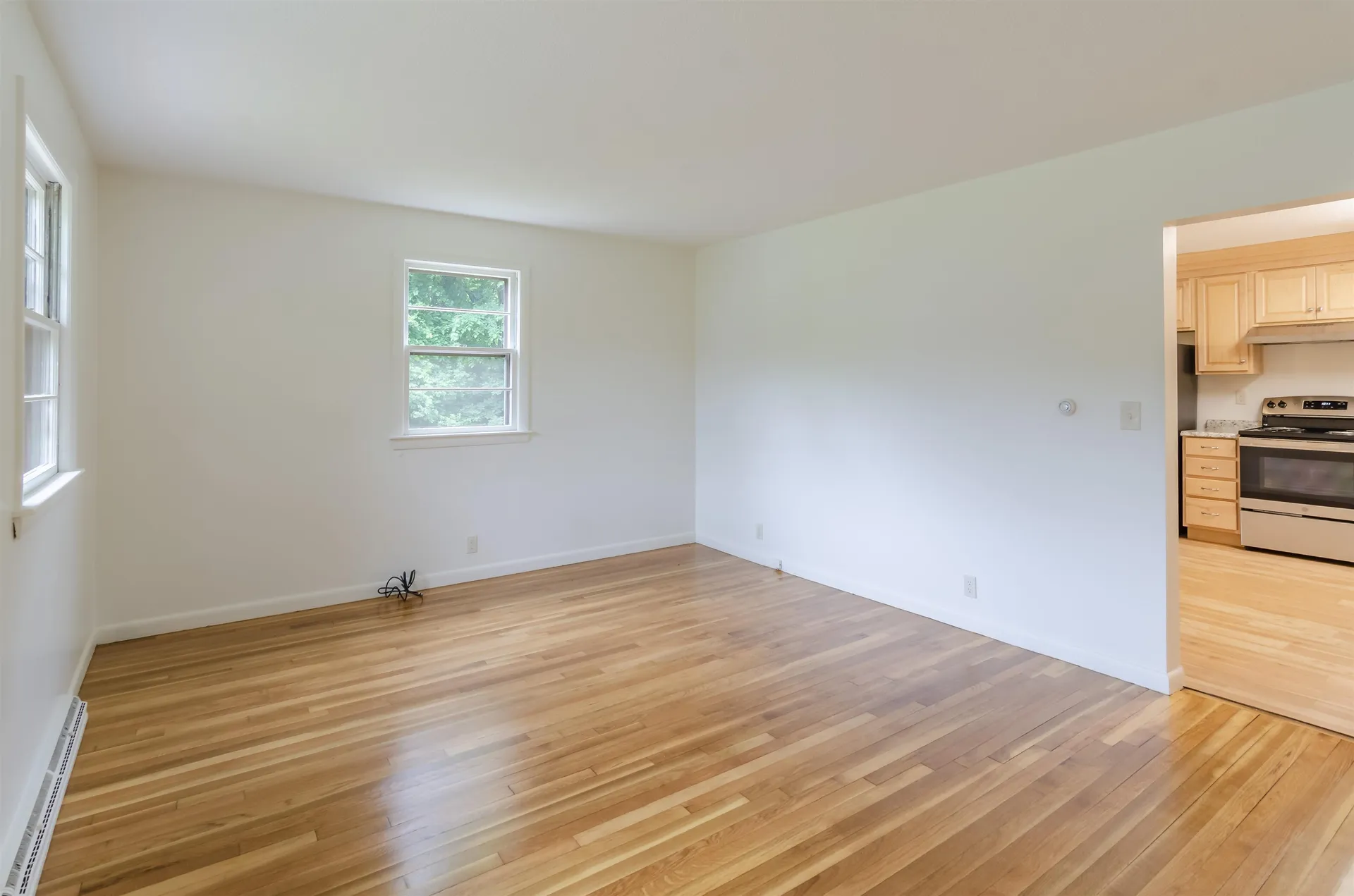 12-14 Victoria Circle Pelham NH 03076