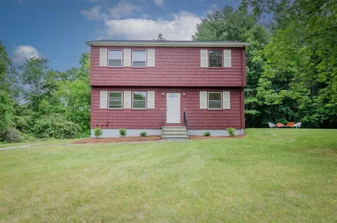 12-14 Victoria Circle Pelham NH 03076