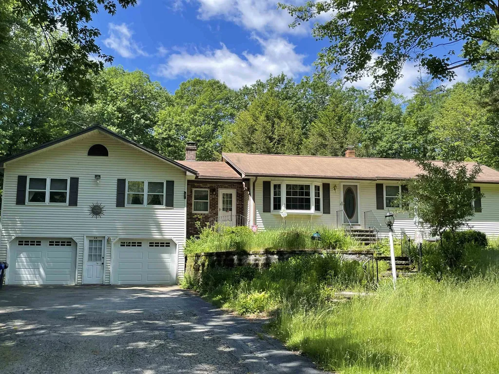 34 Hillsdale Drive Goffstown NH 03045