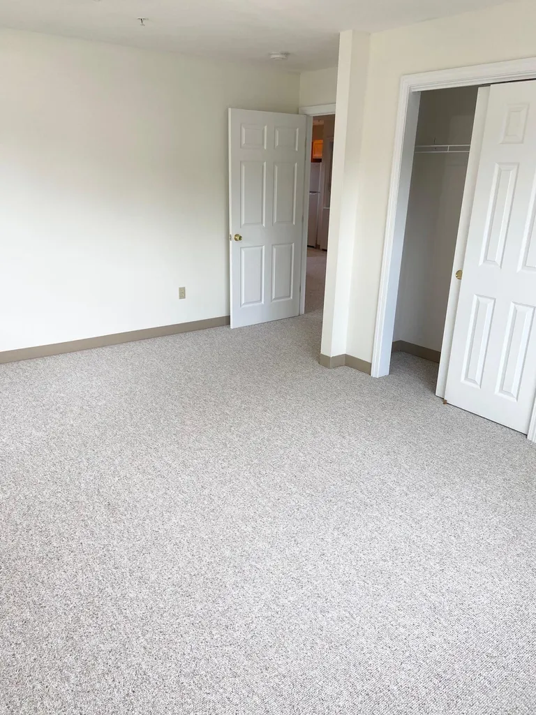 6 Tampa Drive Rochester NH 03867