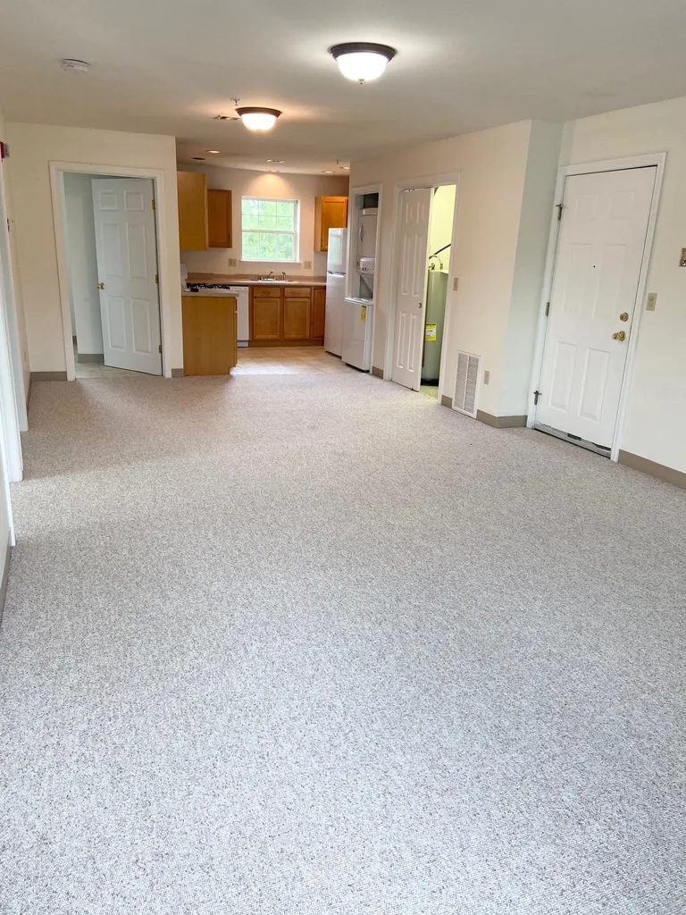 6 Tampa Drive Rochester NH 03867