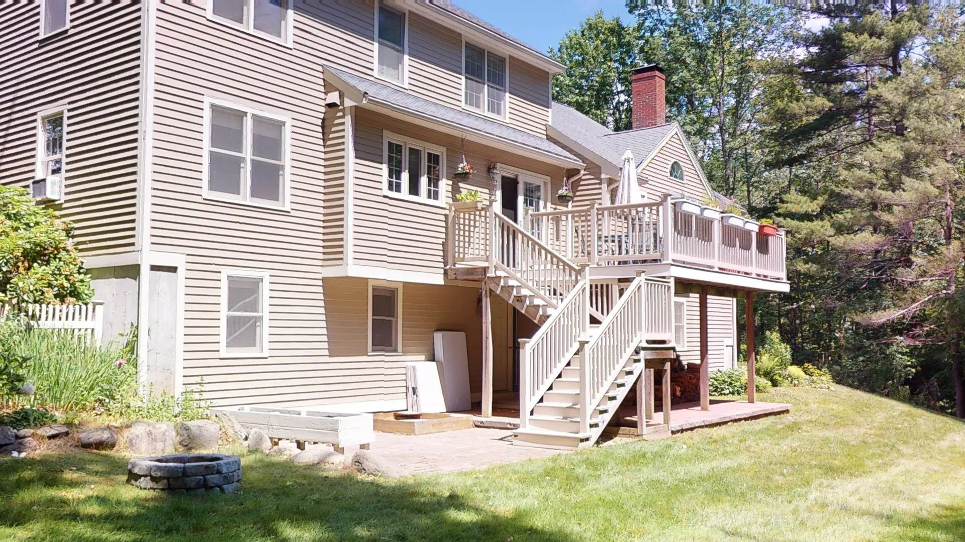 16 Lamington Hill Road Stratham NH 03885