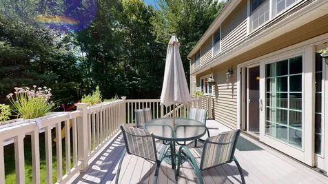 16 Lamington Hill Road Stratham NH 03885