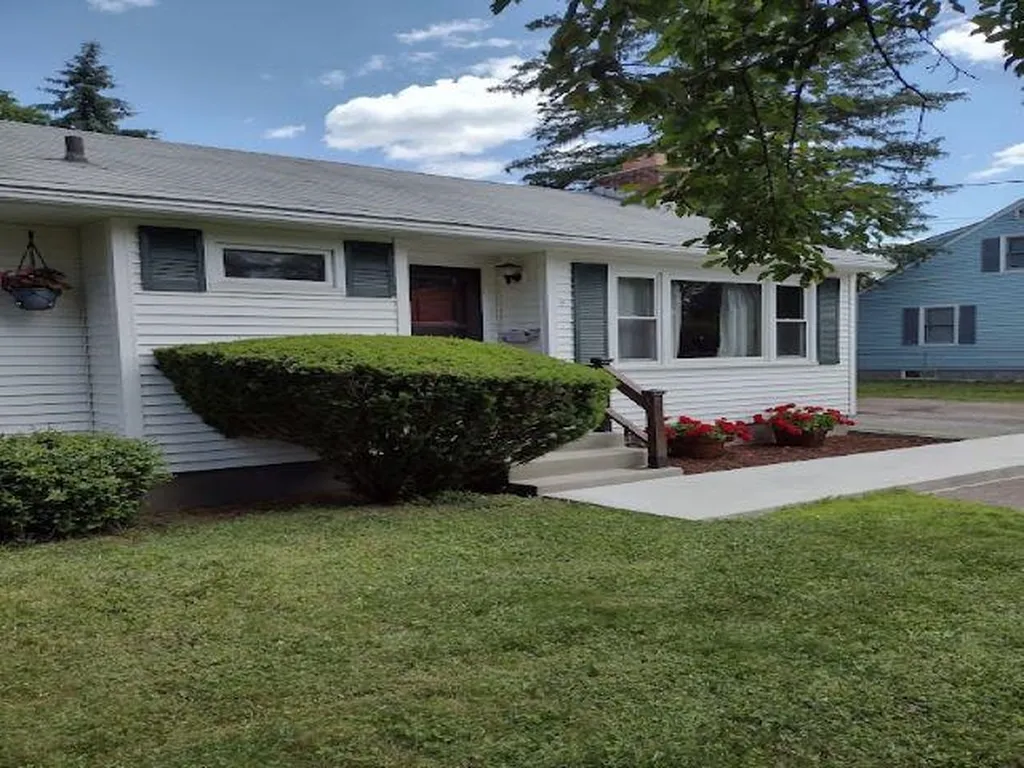 101 Iroquois Avenue Essex Junction VT 05452