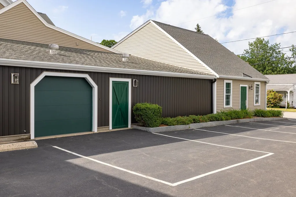 87 Lafayette Road Hampton Falls NH 03844