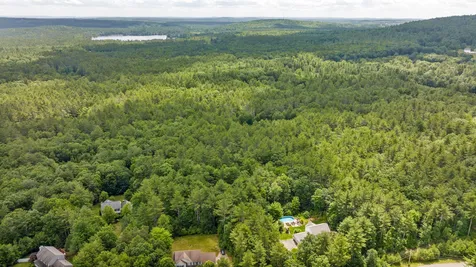 17 Pigeon Hill Road Brookline NH 03033