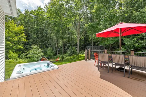 17 Pigeon Hill Road Brookline NH 03033