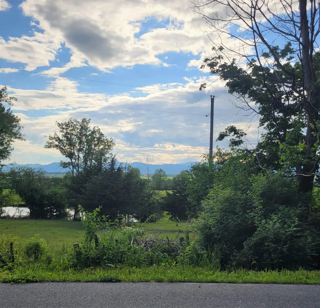 2209 East Street Bridport VT 05734