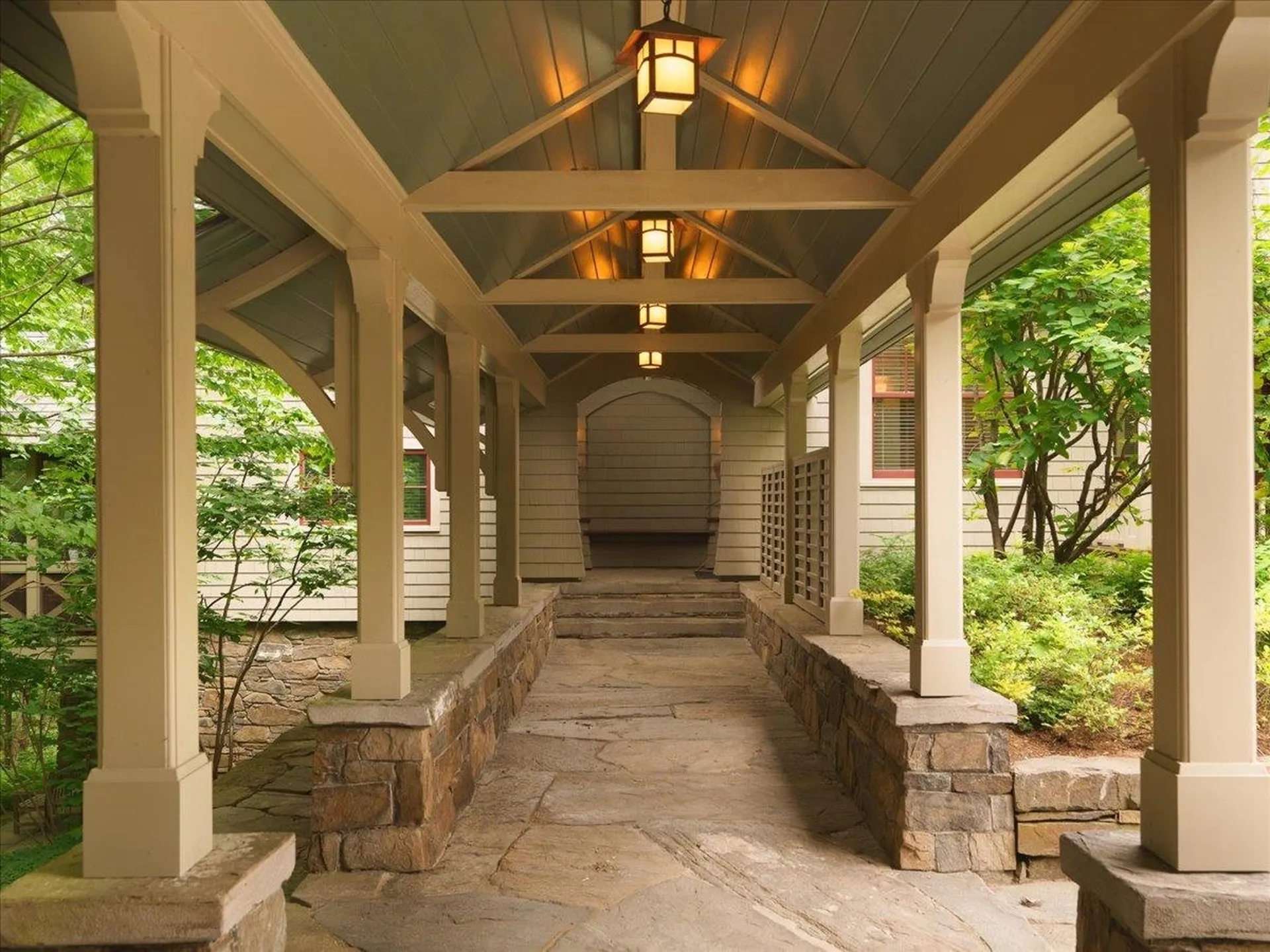 290 Hanover Center Road Hanover NH 03755