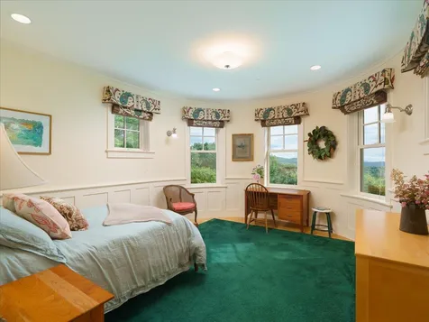 290 Hanover Center Road Hanover NH 03755