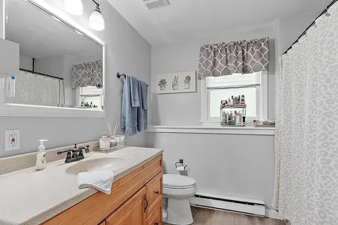 12l Lancelot Drive Derry NH 03038