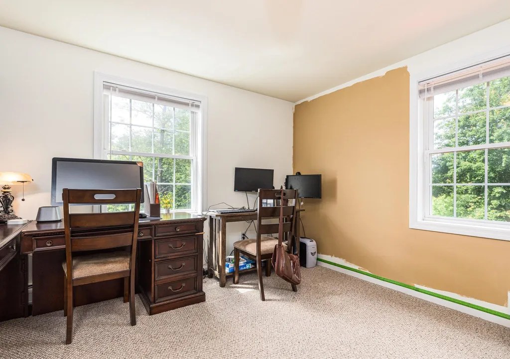 7 Collins Circle Rochester NH 03867